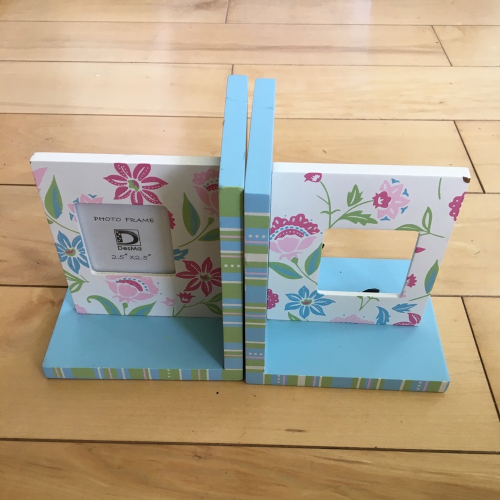 Floral Picture Frame Bookends